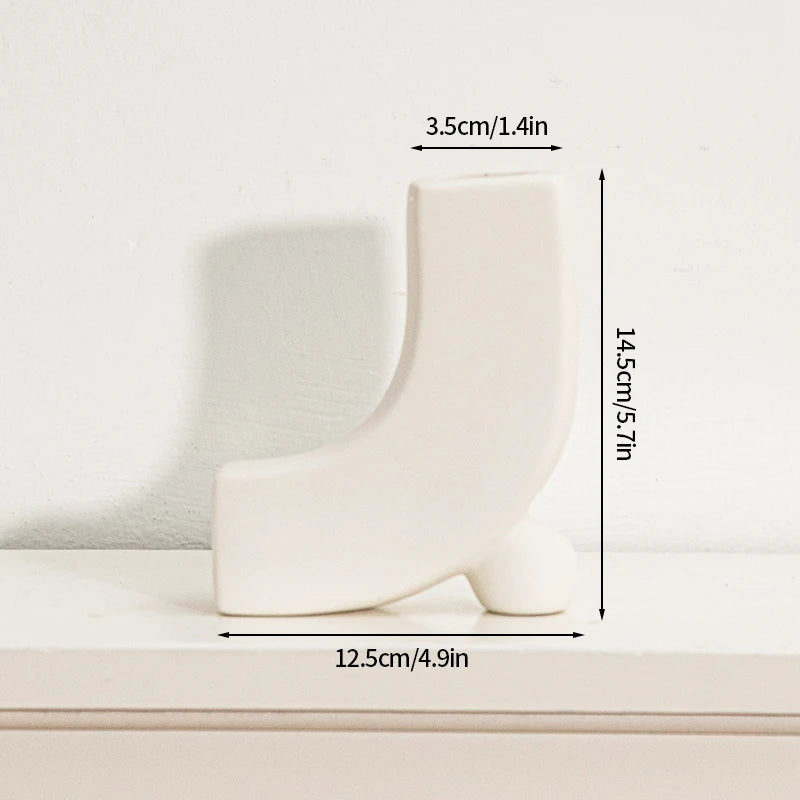 Vase Arche angle en céramique crème, 14,5 cm