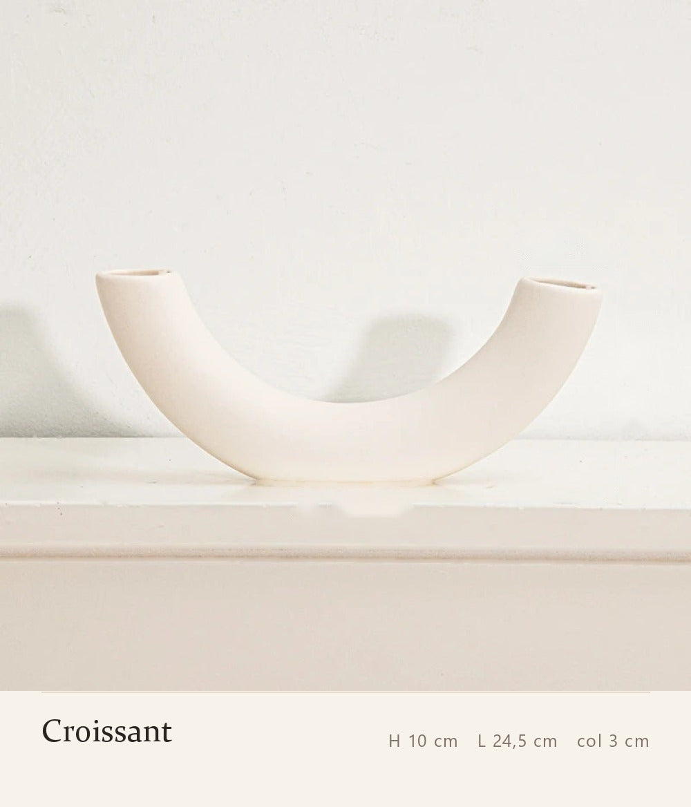 Vase Arche croissant en céramique blanc cassé, largeur 24,5 cm